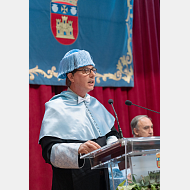 Lección inaugural impartida por el catedrático de Literatura Francesa don Teófilo Sanz Hernández