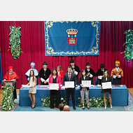 Doña Astrid Marcos, doña Mªdel Mar Abarca, don Enrique Santamaría, doña Ana Mª Vicario y doña Mireya Herrero