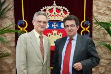 Luis Rojas Marcos y Alfonso Murillo, rector de la UBU