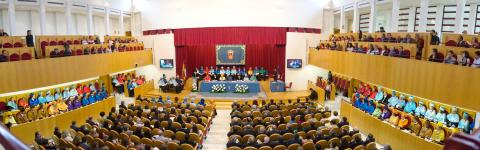 Aula Magna en la investidura del Excmo. Sr. D. Geoffrey Parker